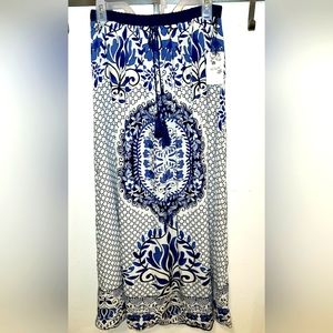 BOhO / Moroccan Print Maxi Skirt